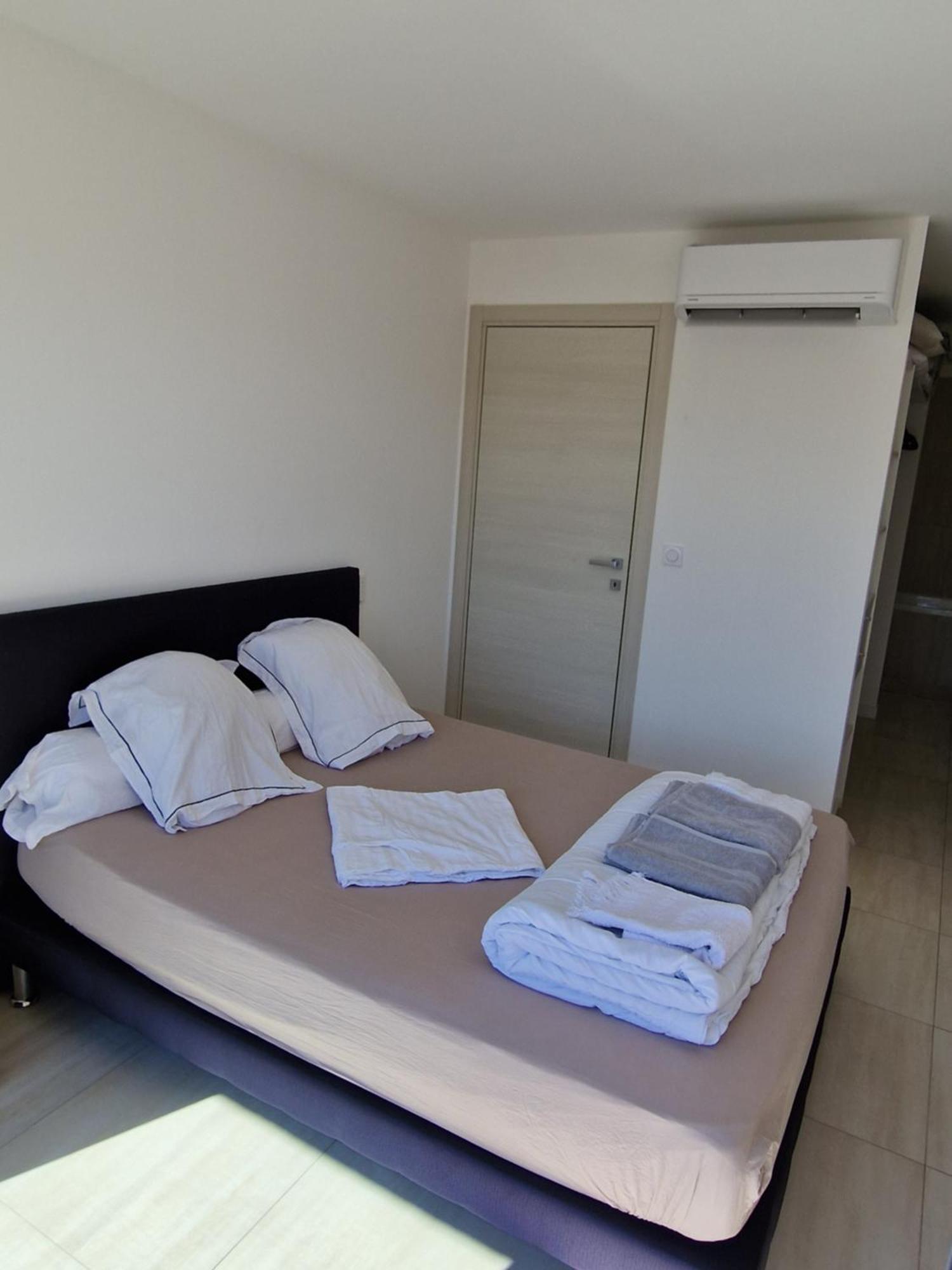 Villa Favone 4 Chambres Piscine Privee 孔卡 外观 照片